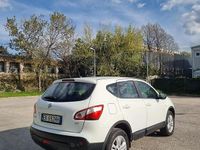 Usata Nissan Qashqai Tekna 150 CV (110 kW) 2011 Bianco SUV