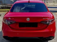 Usata Alfa Romeo Giulia Competizione 280 CV (205 kW) 2023 Rosso brillante Berlina