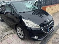 Usata Peugeot 208 68 CV (50 kW) 2016 Nero Utilitaria