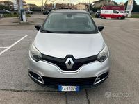 Usata Renault Captur 90 CV (66 kW) 2014 Grigio SUV