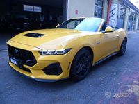 Usata Ford Mustang GT Convertible 449 CV (330 kW) 2024 Yellow splash Cabrio