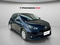 Usata Toyota Yaris Hybrid Business Edition 116 CV (85 kW) 2022 Nero Berlina
