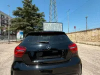 Usata Mercedes 180 Premium 109 CV (80 kW) 2017 Nero Berlina
