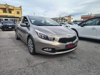 Usata Kia Ceed 89 CV (65 kW) 2013 Grigio Utilitaria