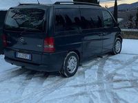 Usata Mercedes V220 122 CV (89 kW) 2002 Nero Monovolume