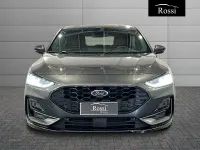 Usata Ford Focus ST-Line 116 CV (85 kW) 2024 Magnetic grey Berlina