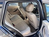 Usata BMW 320 Luxury Line 143 CV (105 kW) 2013 Grigio Station wagon