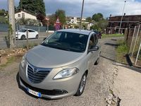 Usata Lancia Ypsilon Gold 69 CV (50 kW) 2012 Marrone Utilitaria