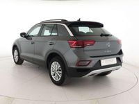 Usata VW T-Roc Life 116 CV (85 kW) 2025 Indium grey metallizzato nero SUV