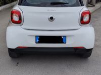 Usata Smart ForFour 75 CV (55 kW) 2015 Bianco Utilitaria