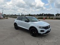 Usata VW T-Roc Advance 116 CV (85 kW) 2018 Bianco SUV