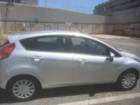 Usata Ford Fiesta 97 CV (71 kW) 2013 Grigio Berlina
