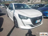 Usata Peugeot 208 Allure 101 CV (74 kW) 2022 Bianco Utilitaria