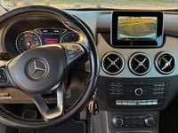 Usata Mercedes 180 109 CV (80 kW) 2017 Grigio Berlina