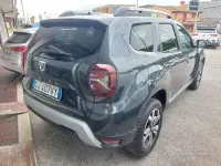 Usata Dacia Duster Prestige 101 CV (74 kW) 2022 Grigio scuro metallizzato SUV