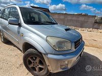 Usata Toyota RAV4 116 CV (85 kW) 2004 Grigio SUV