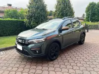 Usata Dacia Sandero Extreme 101 CV (74 kW) 2023 Verde Berlina