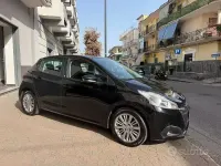 Usata Peugeot 208 Allure 75 CV (55 kW) 2018 Nero Utilitaria