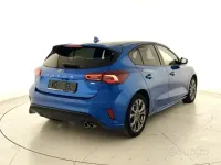 Usata Ford Focus ST-Line 125 CV (91 kW) 2022 Azzurra Berlina