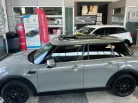 Usata Mini ONE Classic 75 CV (55 kW) 2021 Moonwalk grey metallizzato Utilitaria