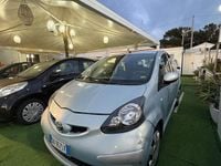 Usata Toyota Aygo 68 CV (50 kW) 2006 Blu Utilitaria
