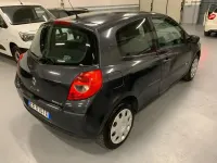 Usata Renault Clio II 65 CV (47 kW) 2007 Nero Berlina