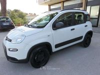 Usata Fiat Panda 4x4 S 85 CV (62 kW) 2020 Bianco pastello Utilitaria