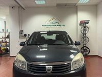 Begagnad Dacia Sandero 75 HK (55 kW) 2009 Grå Sedan