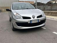 Usata Renault Clio II 75 CV (55 kW) 2007 Berlina