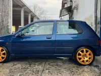Usata Renault Clio 135 CV (99 kW) 1993 Blu/azzurro Utilitaria