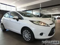Usata Ford Fiesta Titanium 68 CV (50 kW) 2011 Bianco Berlina
