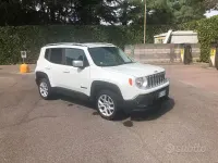 Usata Jeep Renegade Limited 140 CV (102 kW) 2016 Bianco SUV