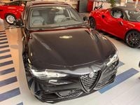 Nuova Alfa Romeo Giulia Quadrifoglio 520 CV (382 kW) 2025 Nero etna Berlina