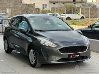 Usata Ford Fiesta 70 CV (51 kW) 2018 Grigio Utilitaria