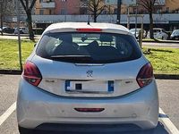 Usata Peugeot 208 Active 82 CV (60 kW) 2016 Grigio Utilitaria