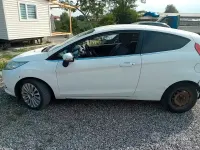 Usata Ford Fiesta 68 CV (50 kW) 2009 Bianco Berlina