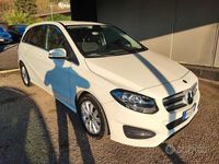 Usata Mercedes B180 Premium 109 CV (80 kW) 2018 Bianco Utilitaria