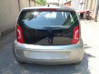 Usata VW up! take up! 60 CV (44 kW) 2015 Grigio Utilitaria