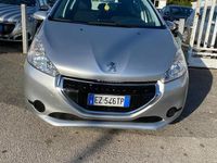 Usata Peugeot 208 Access 67 CV (49 kW) 2015 Grigio Utilitaria
