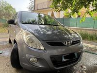 Usata Hyundai i20 78 CV (57 kW) 2009 Grigio Utilitaria
