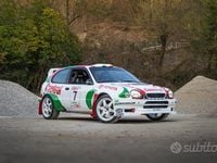 Usata Toyota Corolla 125 CV (91 kW) 1999 Bianco Berlina