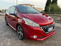 Usata Peugeot 208 GTi 200 CV (147 kW) 2015 Rosso Utilitaria