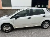 Usata Fiat Grande Punto 77 CV (56 kW) 2014 Bianco Utilitaria