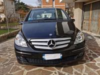 Usata Mercedes B200 Chrome 140 CV (102 kW) 2006 Nero Monovolume
