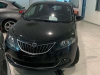 Usata Lancia Ypsilon Gold 69 CV (50 kW) 2023 Nero Utilitaria