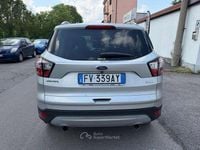 Usata Ford Kuga S 120 CV (88 kW) 2019 Argento SUV