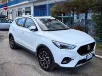 Usata MG ZS Luxury 106 CV (77 kW) 2024 Bianco SUV