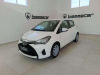 Usata Toyota Yaris Lounge 69 CV (50 kW) 2016 Bianco Berlina