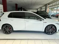 Usata VW Golf VIII GTI 245 CV (180 kW) 2021 Bianco Berlina
