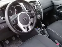 Usata Kia Venga 90 CV (66 kW) 2011 Bianco Utilitaria